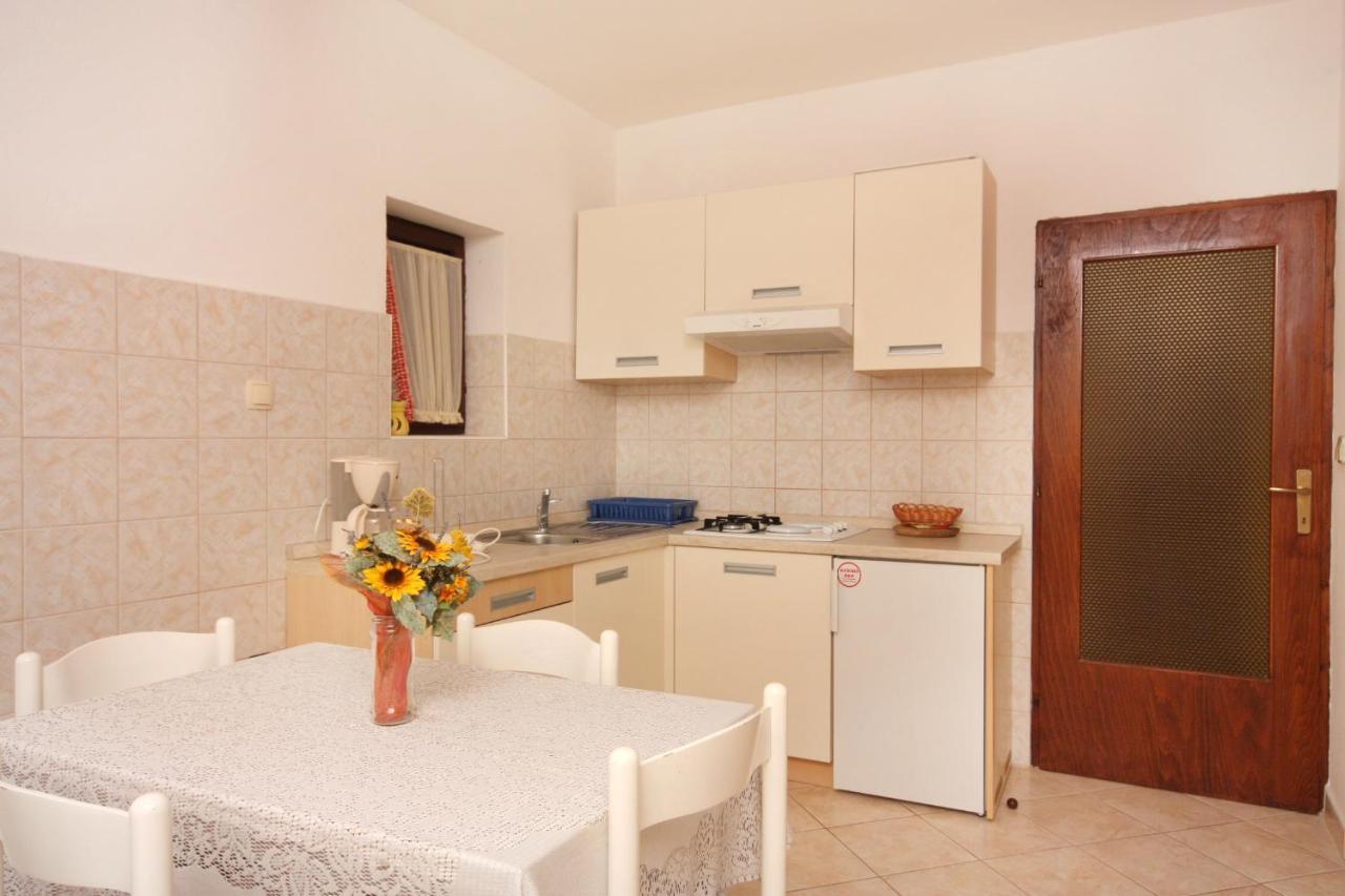 Apartment Vrbnik 5301B المظهر الخارجي الصورة